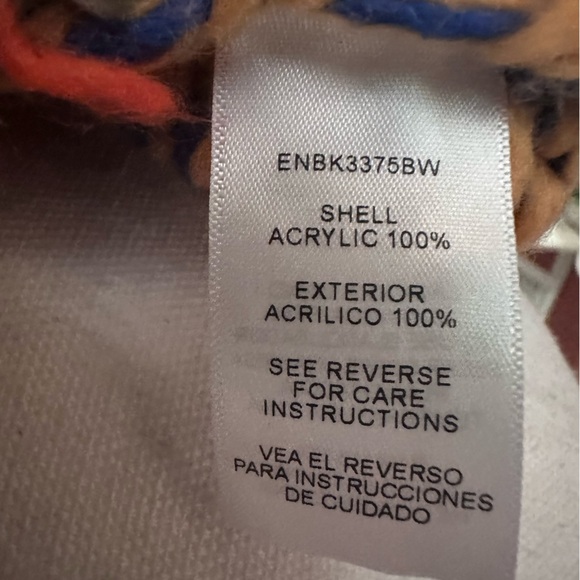 Colorful and Bold Patchwork Knit Sweater - Picture 14 of 16